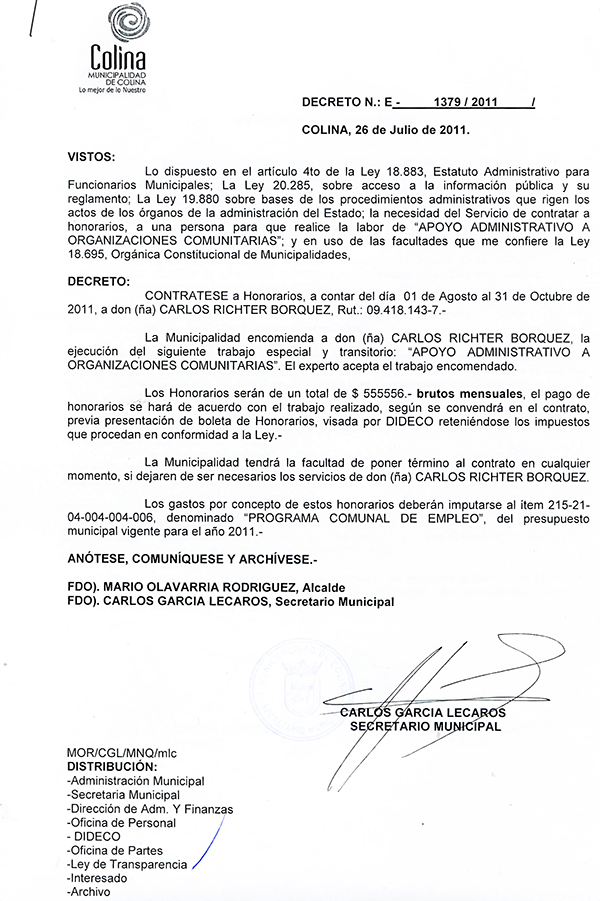 Imagen contrato honorarios entre Carlos Richter y Alcalde de Colina - Imagen T13.cl
