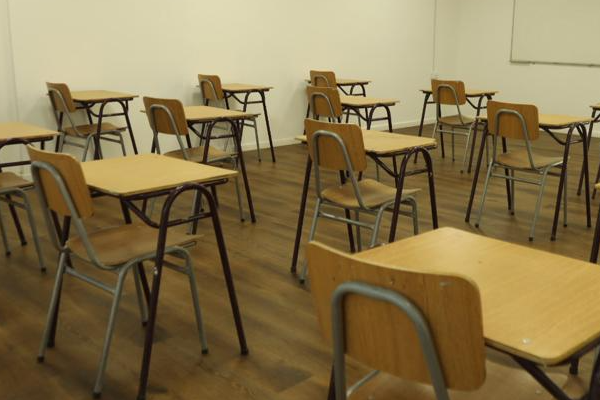 Mineduc suspende clases por 18-O