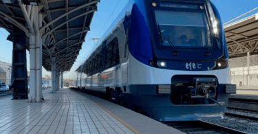 EFE licitación tren santiago Batuco 23/04
