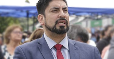 Rubén Oyarzo