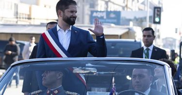 aprobación de Boric