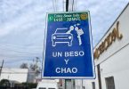 un beso y chao