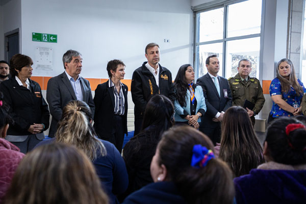 Tohá cesfam Bajos de Mena