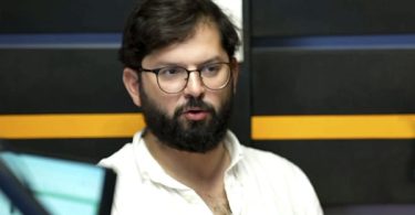 Boric oposición