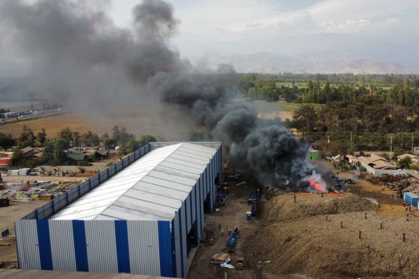 incendio-camino-coquimbo-colina-chh-1.jpg