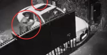 violento portonazo