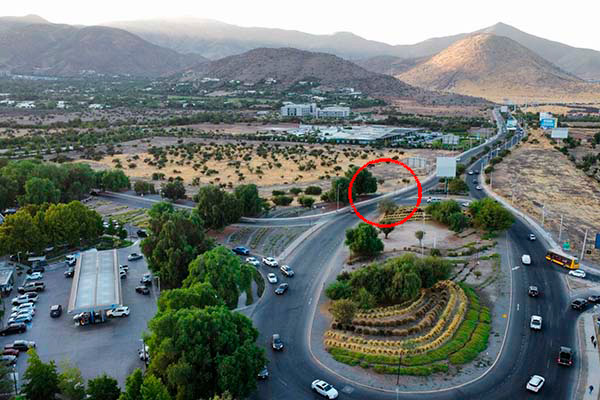 [A PLENA LUZ DEL DIA]