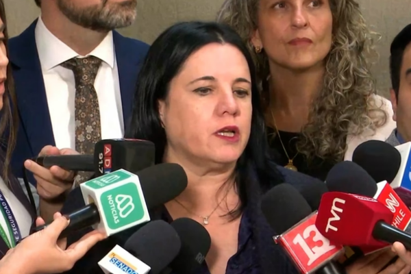Steinert anuncia querella contra senador Núñez