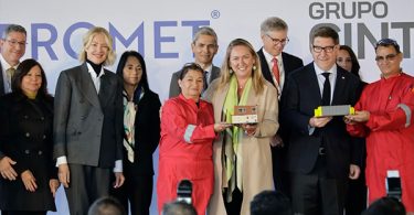 Inauguran nueva planta