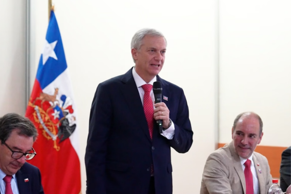 kast encuesta Cadem