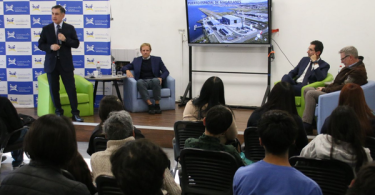 Colina conferencia de expertos