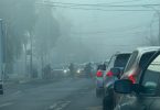 densa niebla en Colina