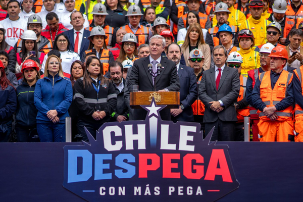 Chile despega con más pega